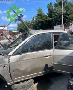 Honda vtec 2 sol ön kapı az hasarlı
