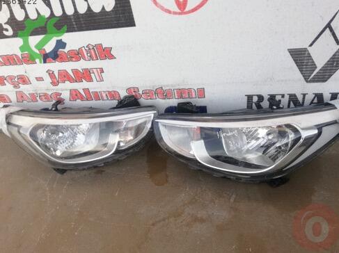 Hyundai Accent Sağ Ön Far çıkma parça