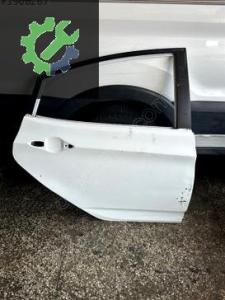 Hundai Elantra sağ arka kapı