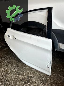 Hyundai Accent Sağ Arka Kapı çıkma parça