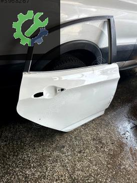 Hyundai Accent Sağ Arka Kapı çıkma parça