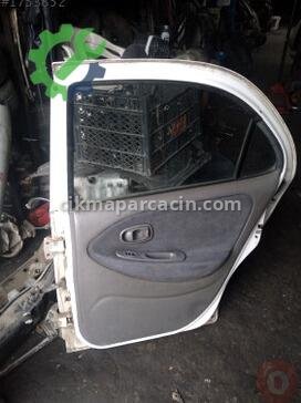 Hyundai Elantra Sağ Arka Kapı çıkma parça