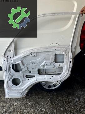 Scania H Sağ Ön Kapı çıkma parça