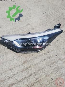 Hyundai i20 Ön Far çıkma parça