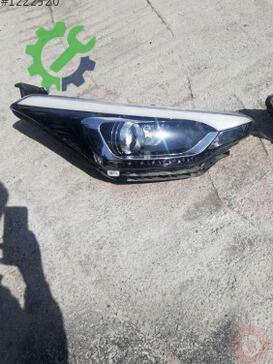 Hyundai i20 Ön Far çıkma parça
