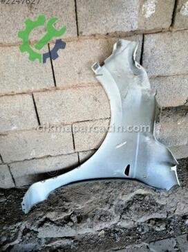 Hyundai i20 Sağ Ön Çamurluk çıkma parça