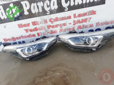 Hyundai i20 Sağ Ön Far çıkma parça