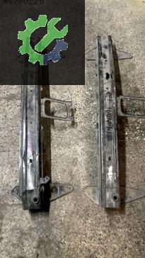 Hyundai i20 Ön Tampon Demiri çıkma parça