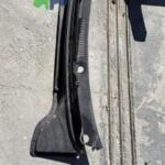 HUNDAI KONA CAM ÖNÜ IZGARA PLASTİĞİ