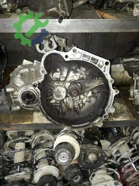 Hyundai Accent Şanzıman Komple çıkma parça