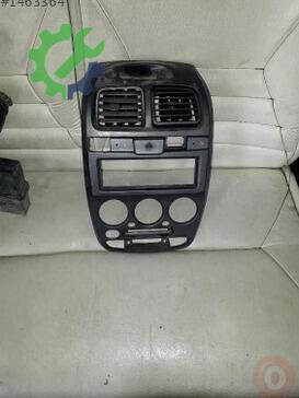Hyundai Accent Teyp Çerçevesi çıkma parça