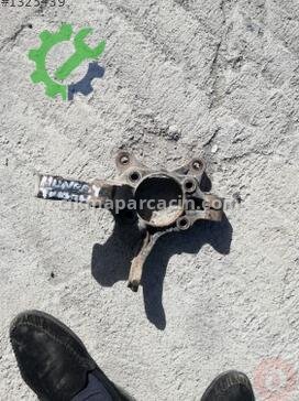 Hyundai Tucson Sol Ön Taşıyıcı çıkma parça