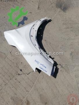 Hyundai Tucson Sol Ön Çamurluk çıkma parça