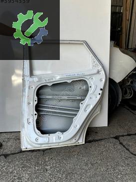 Hyundai Tucson Sağ Arka Kapı çıkma parça