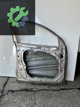 Hyundai Tucson Sağ Ön Kapı çıkma parça