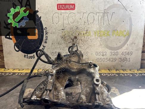 Hyundai Accent Emme Manifoldu çıkma parça