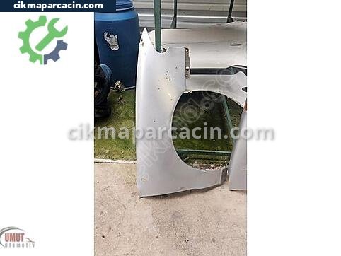 Hyundai Accent Sağ Çamurluk çıkma parça