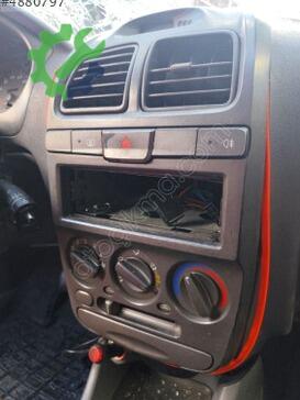 Hyundai Accent Torpido çıkma parça