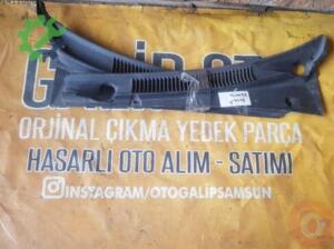 Hyundai Accent Admira Ön Cam Izgarası Hatasız Orjinal Çıkma