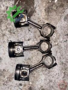 Hyundai Accent Piston Kolu Sökme Çıkma