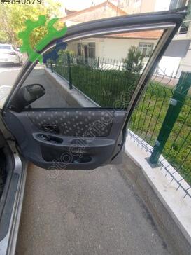 Hyundai Accent Sağ Ön Kapı çıkma parça