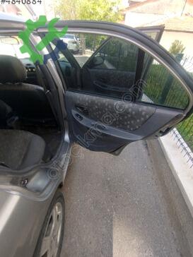 Hyundai Accent Sağ Arka Kapı çıkma parça