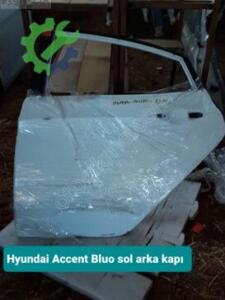Hyundai Accent blu arka kapı