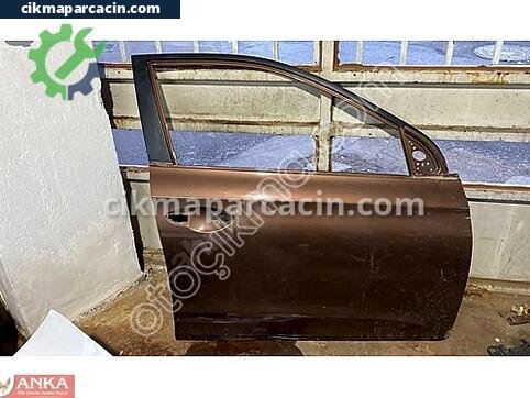 Hyundai Accent Sağ Ön Kapı çıkma parça