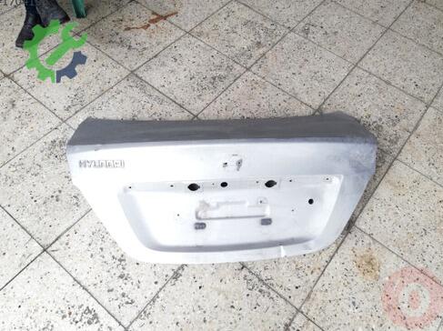 Hyundai Accent Bagaj Kapağı çıkma parça