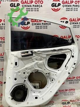 Hyundai Accent Sağ Arka Kapı çıkma parça