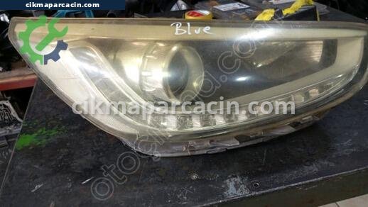 Hyundai Accent Sağ Ön Far çıkma parça