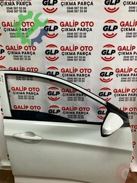 Hyundai Accent Sağ Ön Kapı çıkma parça