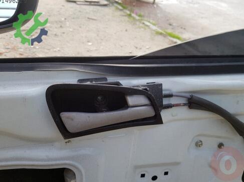 Hyundai Accent Sağ Ön Kapı Kolu çıkma parça