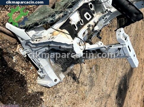 Hyundai Accent Ön Şasi çıkma parça