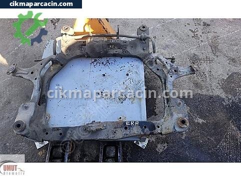 Hyundai Accent Travers çıkma parça