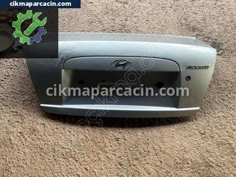 Hyundai Accent Bagaj Kapağı çıkma parça