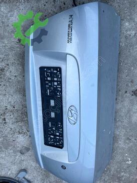 Hyundai Accent Bagaj Kapağı çıkma parça