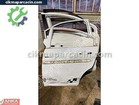 Hyundai Accent Sol Arka Kapı çıkma parça