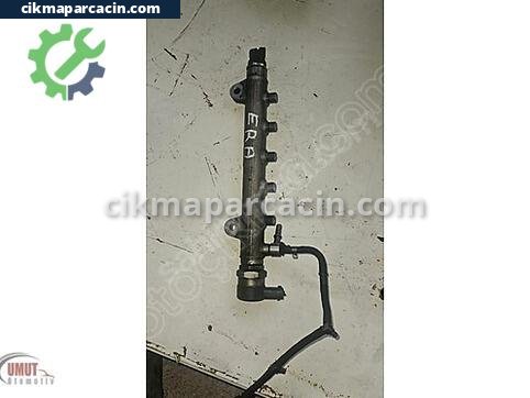 Hyundai Accent Enjektör Kütüğü çıkma parça