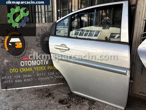Hyundai Accent Sağ Arka Kapı çıkma parça