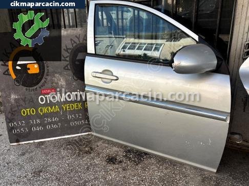 Hyundai Accent Sağ Ön Kapı çıkma parça