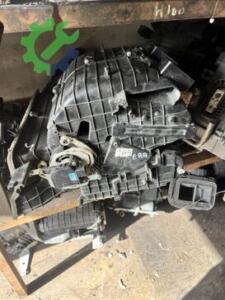 Hyundai Accent Orijinal Çıkma Kalorifer Kutusu