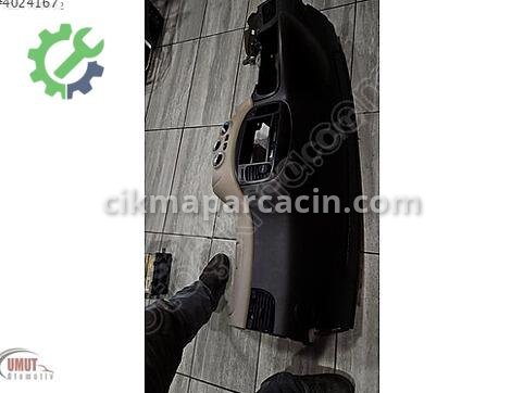 Hyundai Accent Torpido çıkma parça