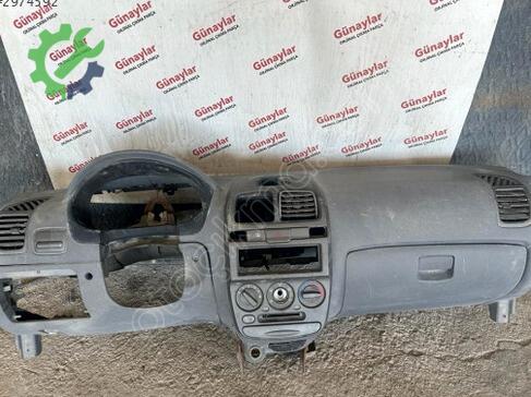Hyundai Accent Göğüs çıkma parça