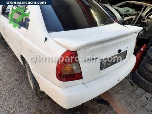 Hyundai Accent Bagaj Kapağı çıkma parça