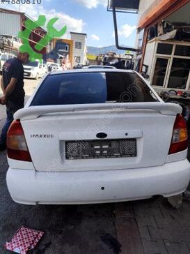 Hyundai Accent Bagaj Kapağı çıkma parça