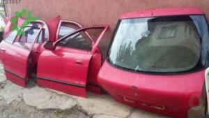 Hyundai accent sağ arka kapı çıkma yedek parça Mısırcıoğlu