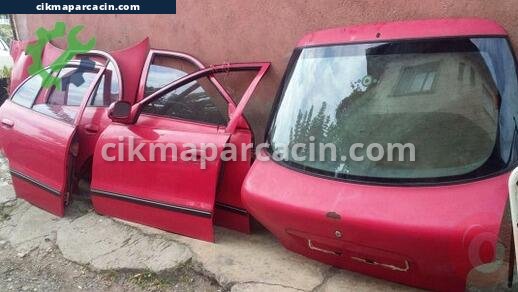 Hyundai Accent Sağ Arka Kapı çıkma parça