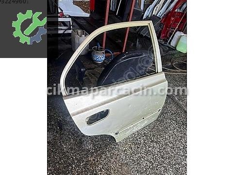 Hyundai Accent Sağ Arka Kapı çıkma parça