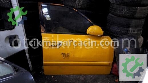 Hyundai Accent Sağ Ön Kapı çıkma parça